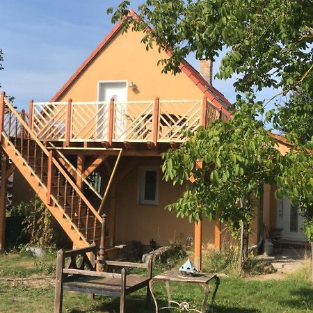 Ferienwohnung In Der Uckermark Am Oberuckersee Ot Warnitz Bagian luar foto